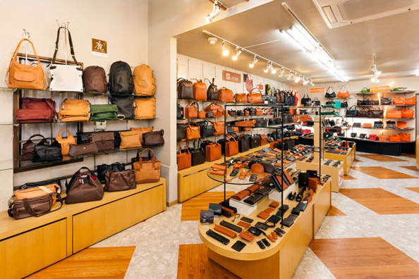 Handmade bag specialist store Mizubasho Otaru