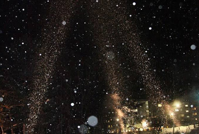 Mysterious diamond dust (fine ice)